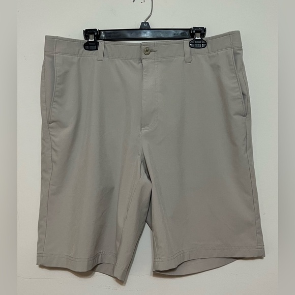 Grand Slam Performance Golf Shorts. Khaki  Size 38  J1 - Picture 1 of 13